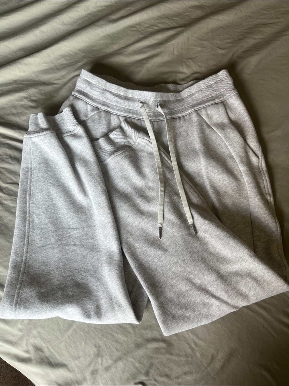 Lululemon Scuba Joggers